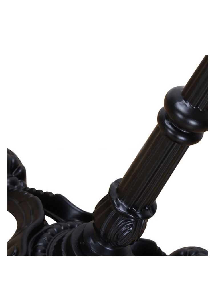 Pied ibéris |  - Pieds de table