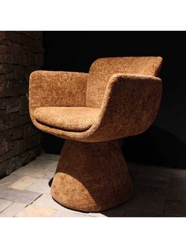 Fauteuil Pivotaznt Lexi Ambre | L'Empreinte - Chaises