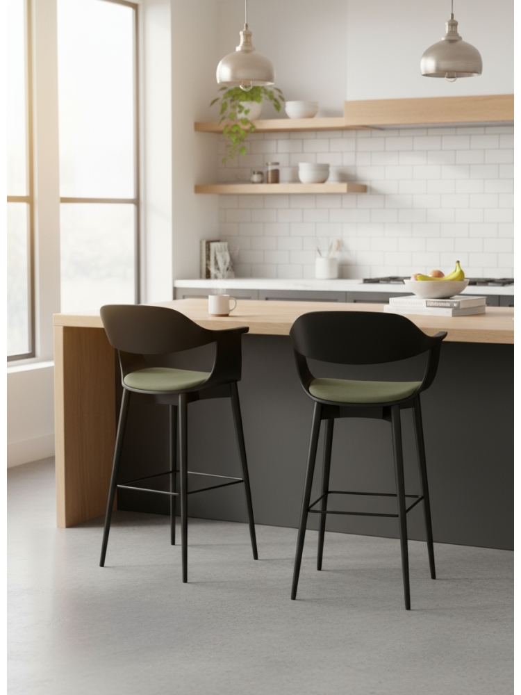 Tabouret Lola avec accoudoirs assise tissu vert | L'Empreinte - Tab...