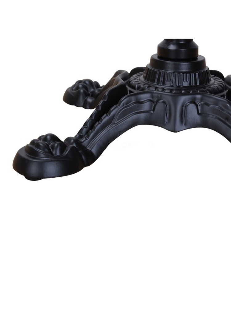 Pied aconit |  - Pieds de table